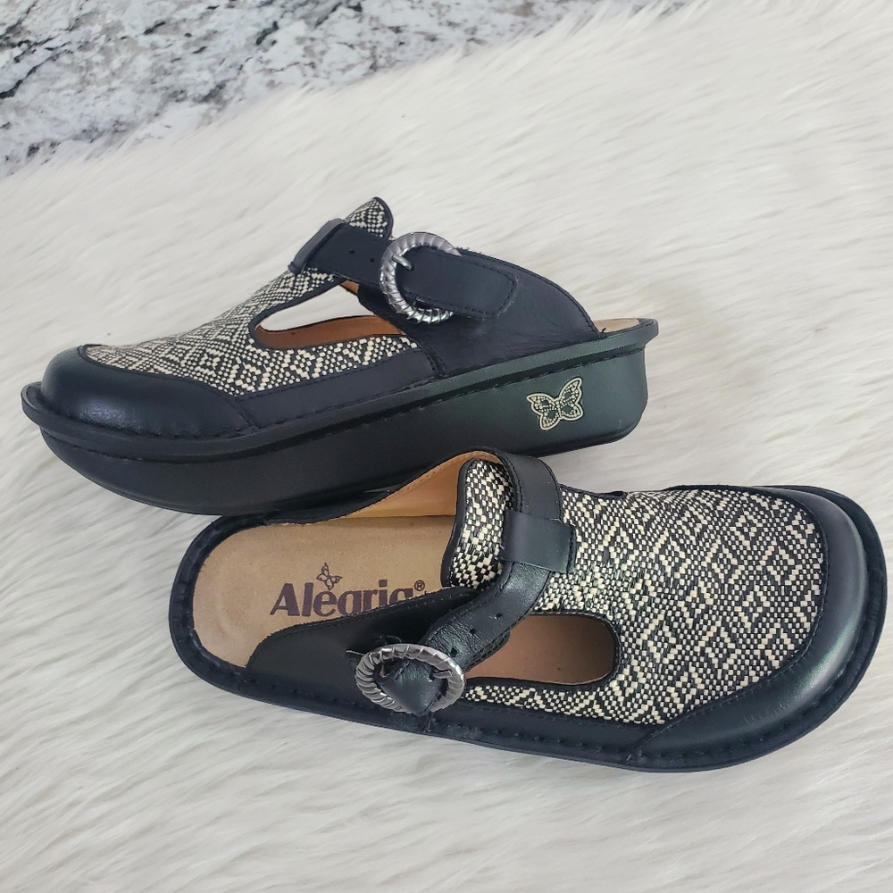 Alegria sz 36 slip on clogs makes black boho woven